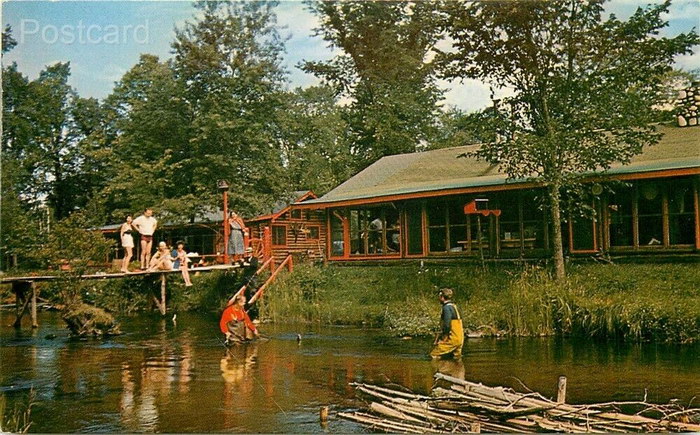 Baldwin Michigan Hurleys Lodges (newer photo)